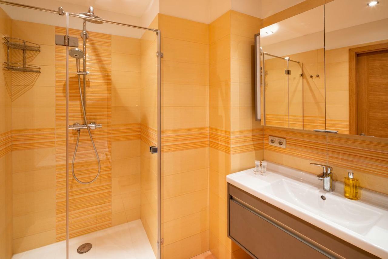 Old Riga Two Bedroom Apartment At Galleria Екстериор снимка