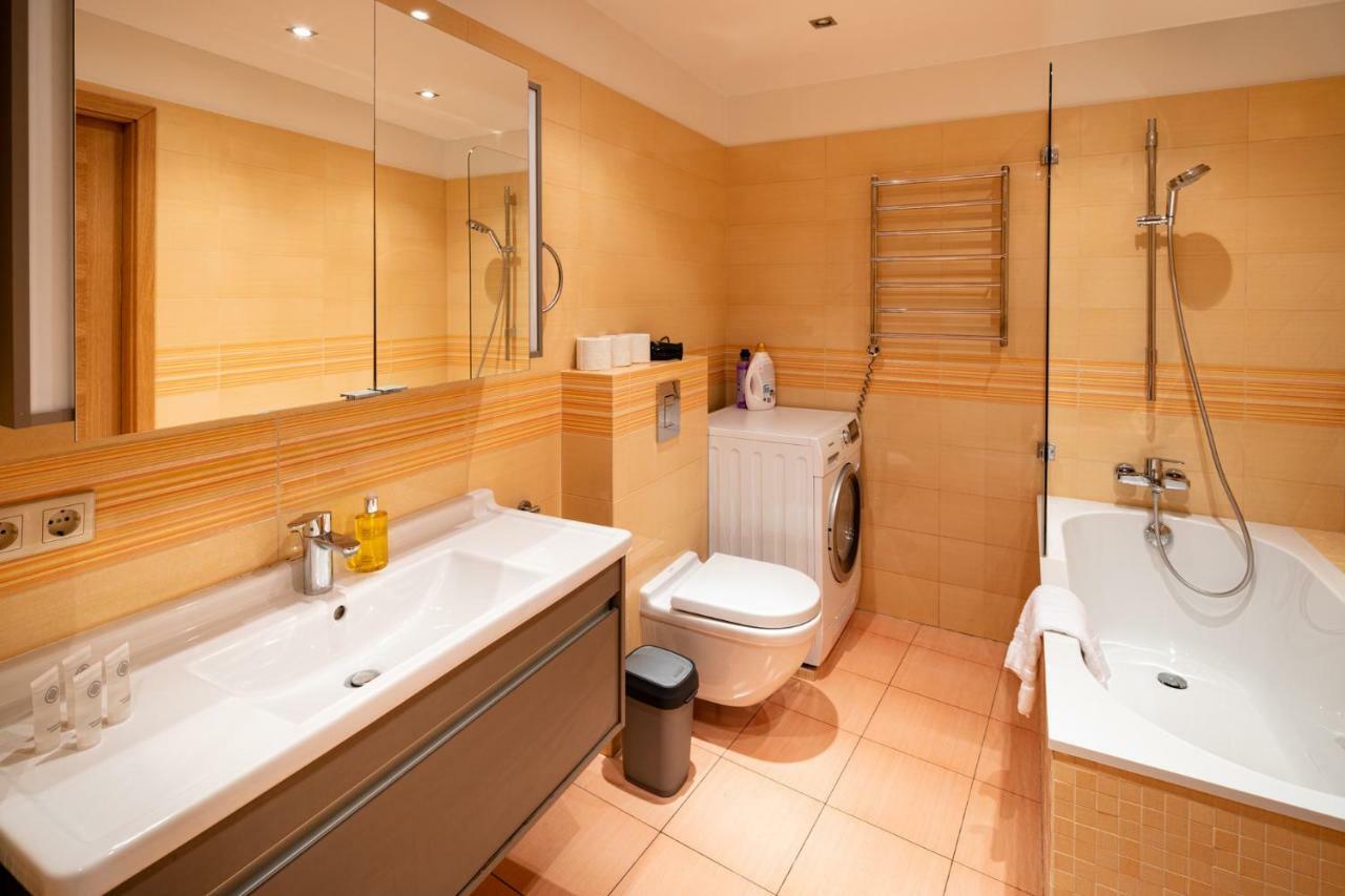 Old Riga Two Bedroom Apartment At Galleria Екстериор снимка
